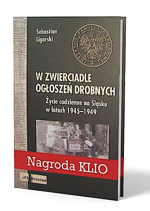 W zwierciadle ogłoszeń drobnych. - okładka książki